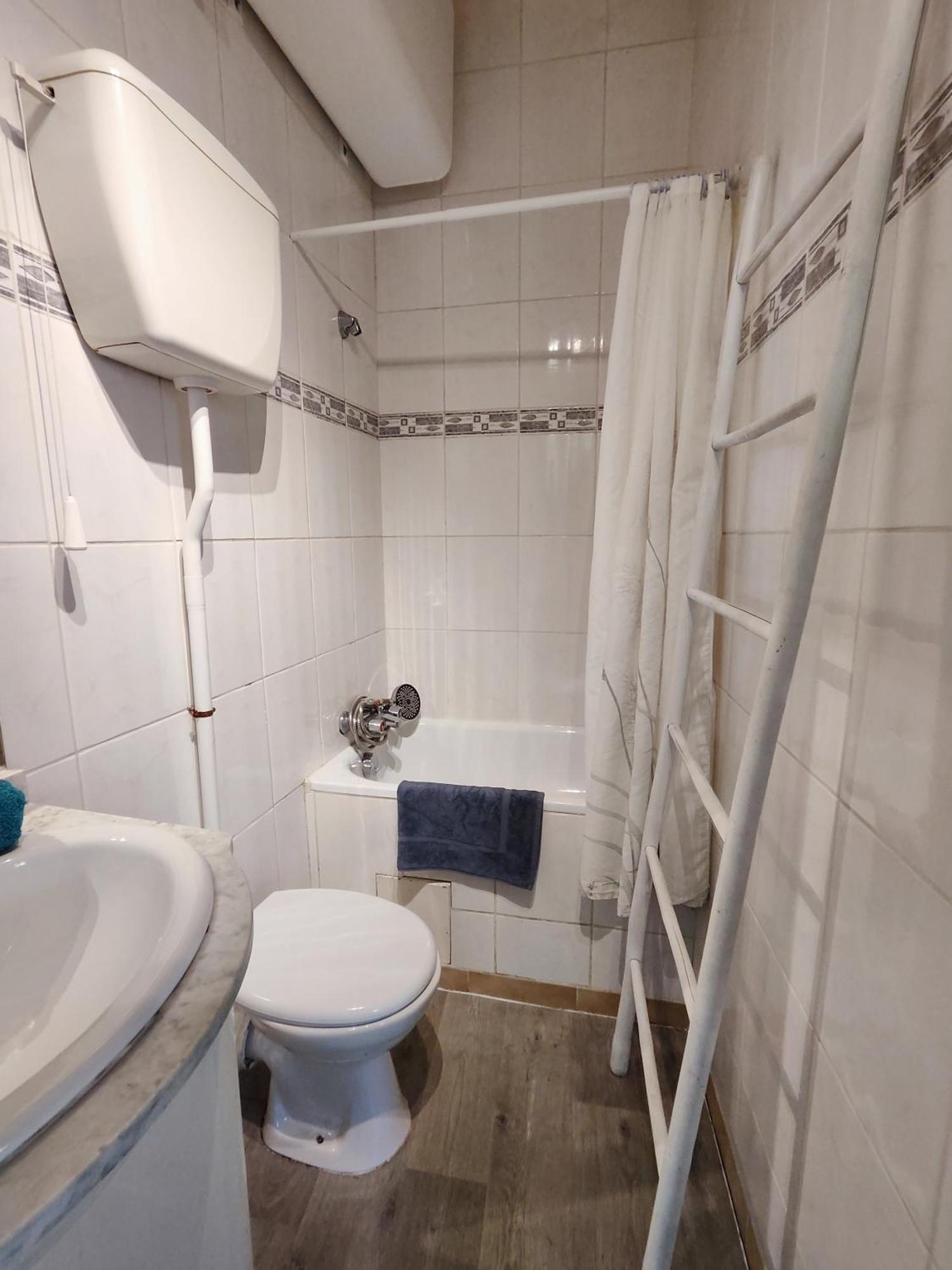 Charming Parisian Studio! Ивры-Сур-Сеине Экстерьер фото