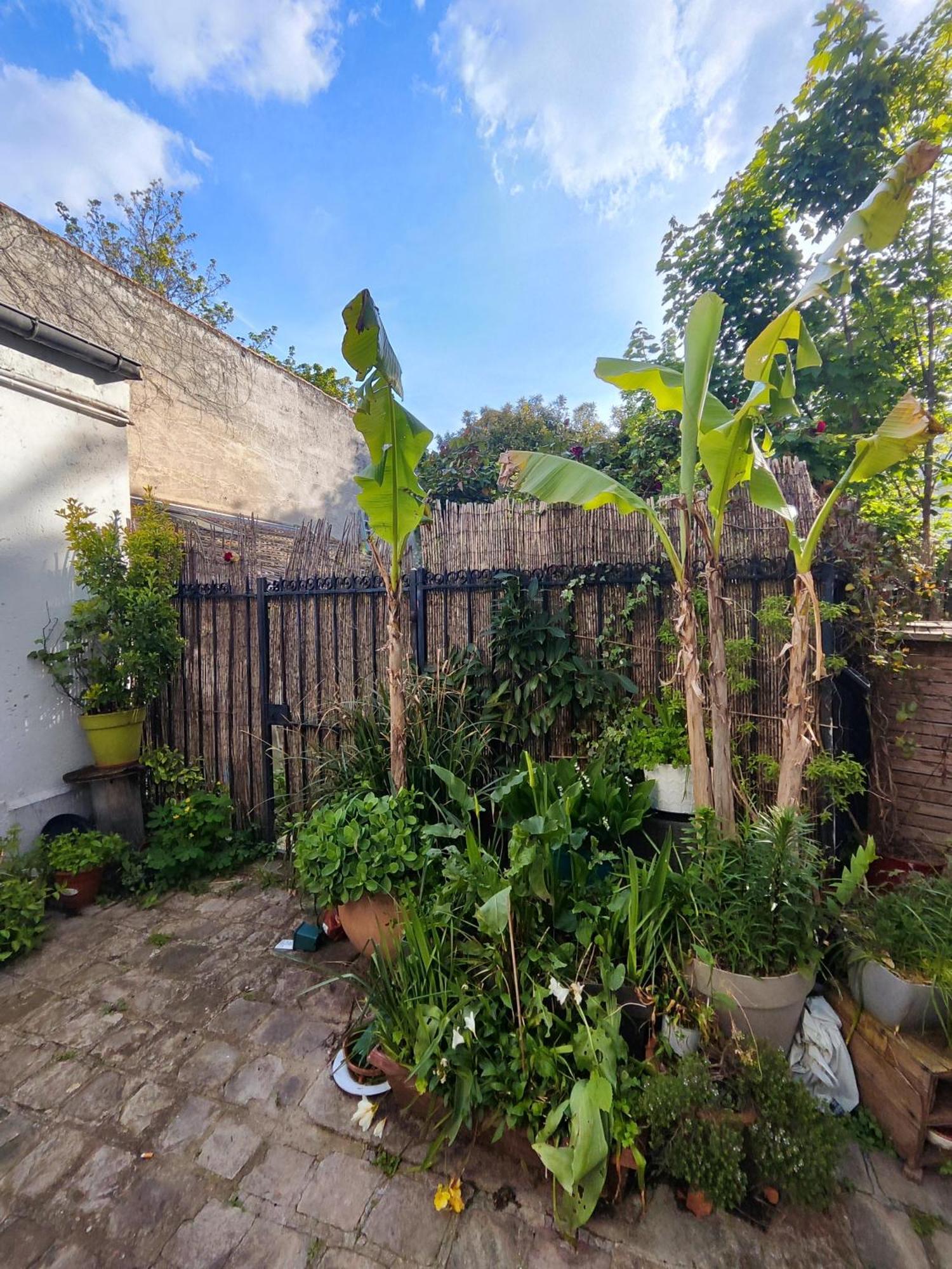 Charming Parisian Studio! Ивры-Сур-Сеине Экстерьер фото